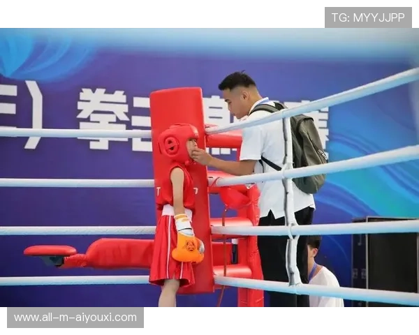 国际拳击青年训练营强化守则与行为教育，青少年拳击训练计划